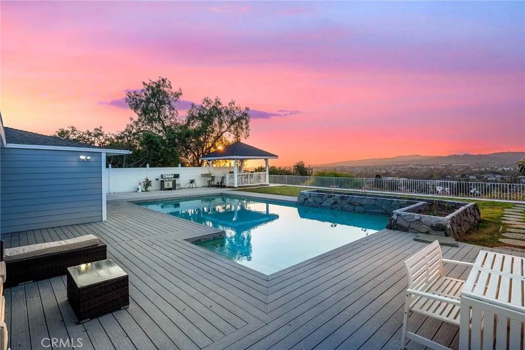 761 Country Hills Drive - Photo 1