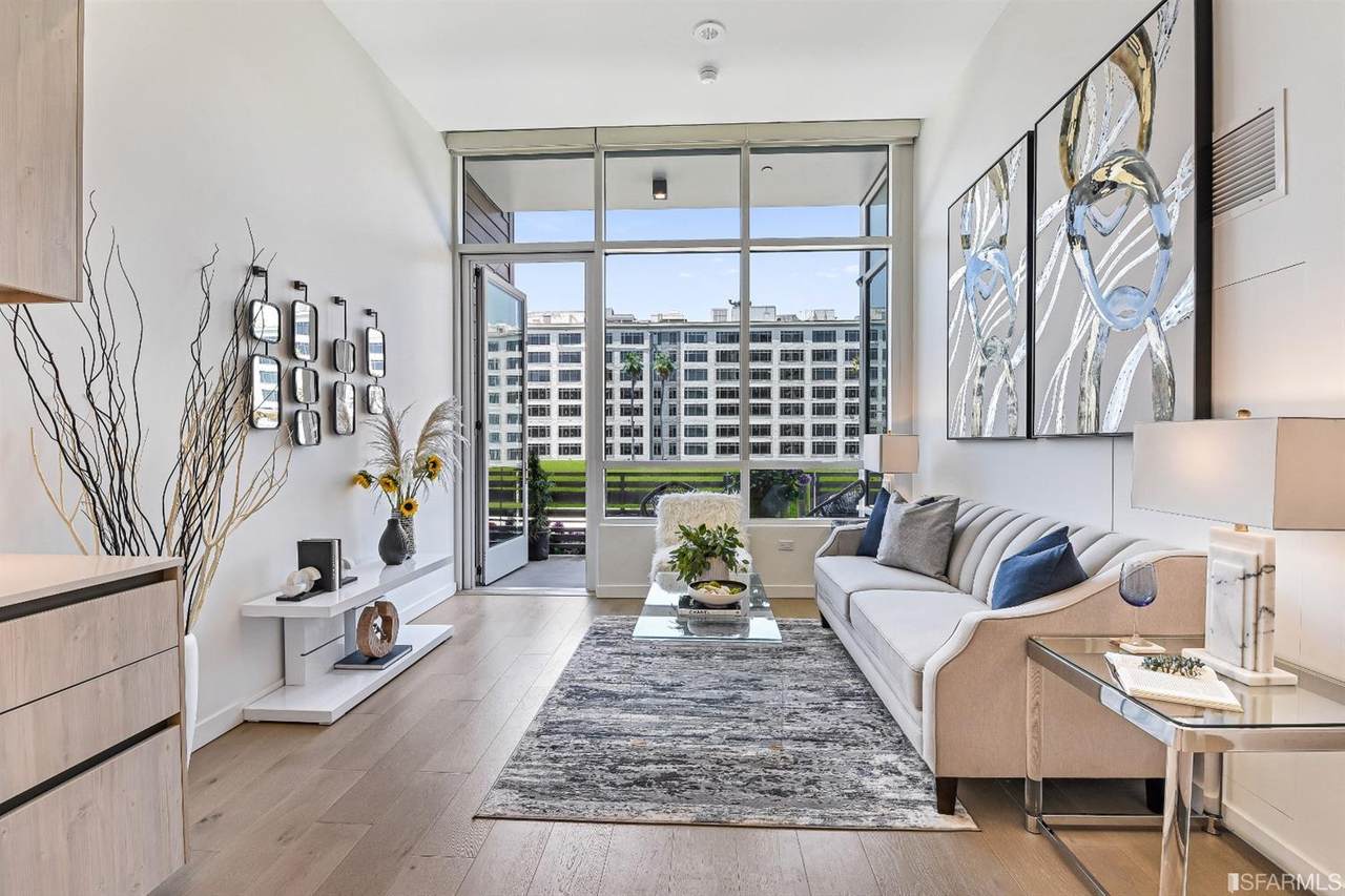 110 Channel Street - Photo 1