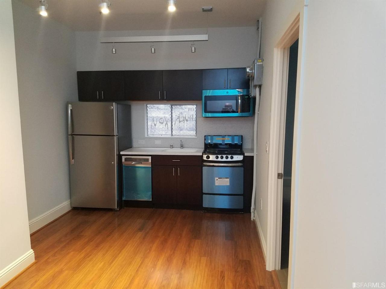 419 Grant Avenue - Photo 1
