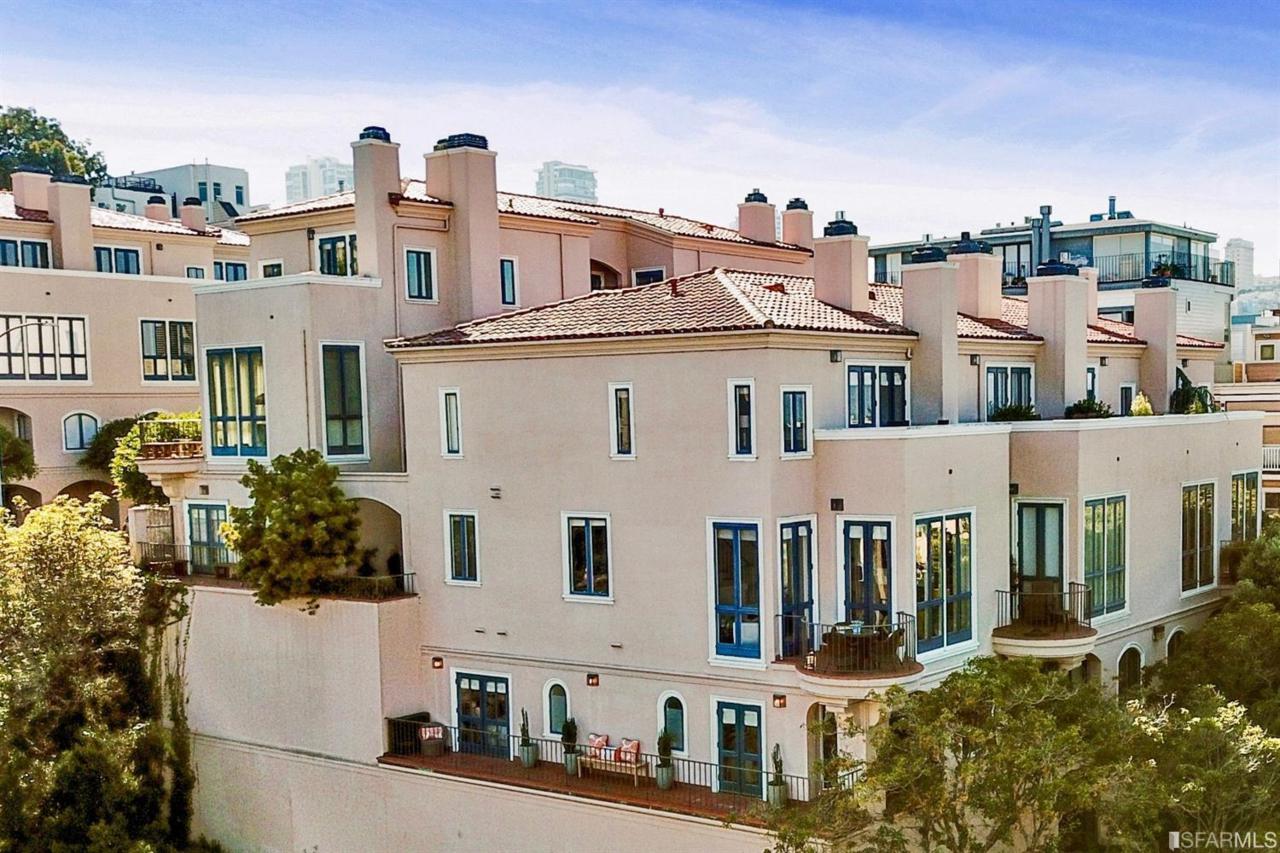 186 Francisco Street - Photo 1