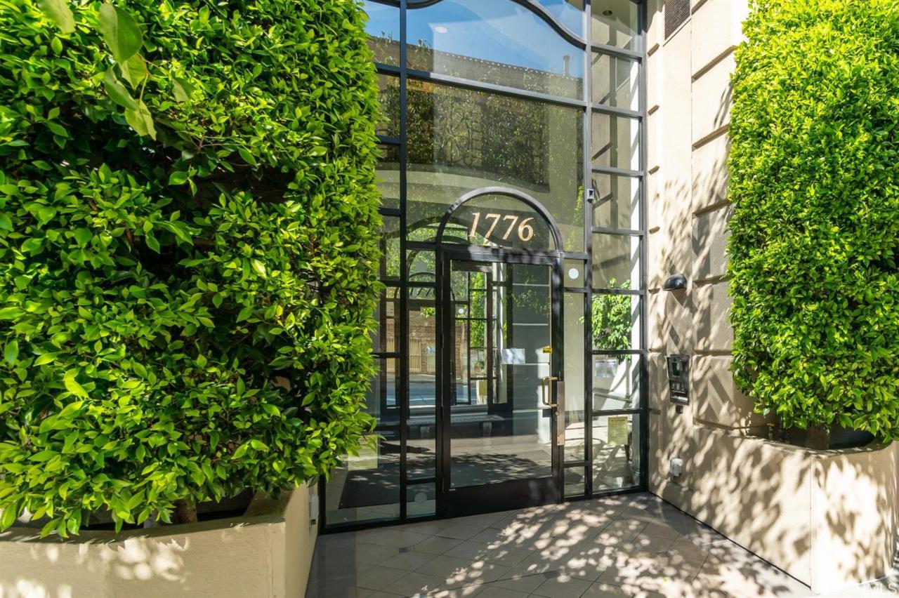 1776 Sacramento Street - Photo 1