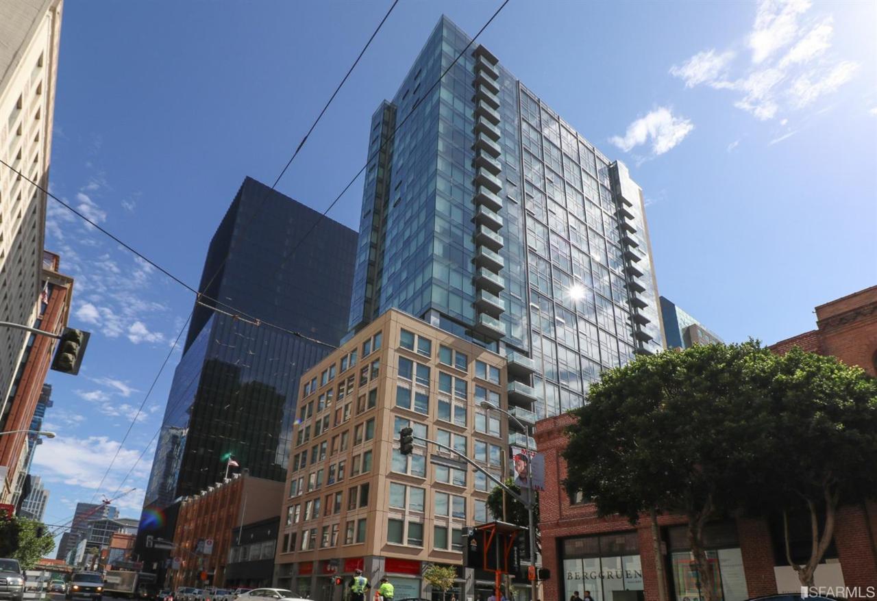 1 Hawthorne Street - Photo 1