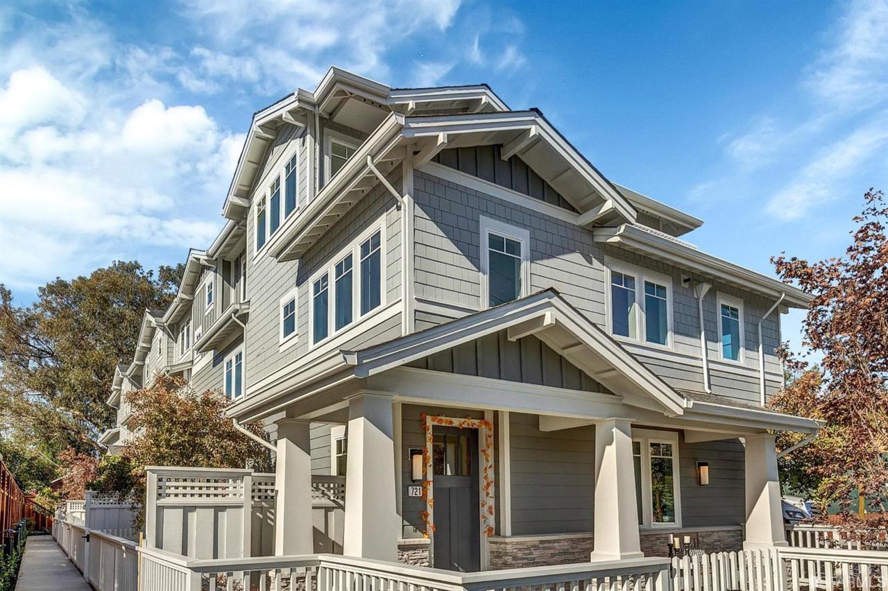 721 2nd Avenue - Photo 1