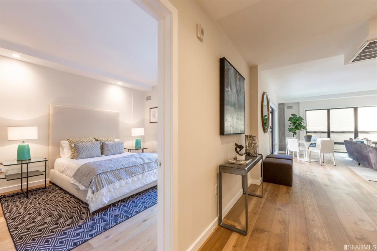 1731 Powell - Photo 1