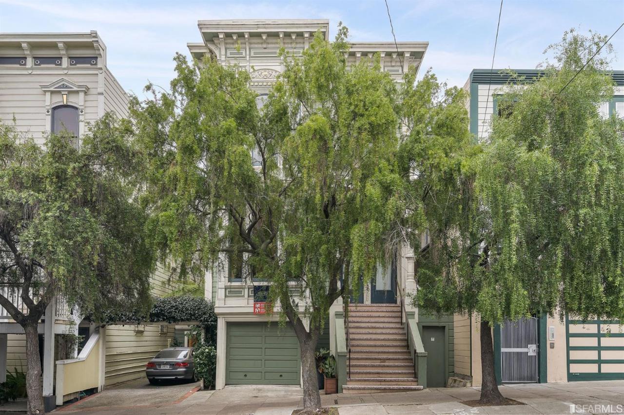 225 Steiner Street - Photo 1