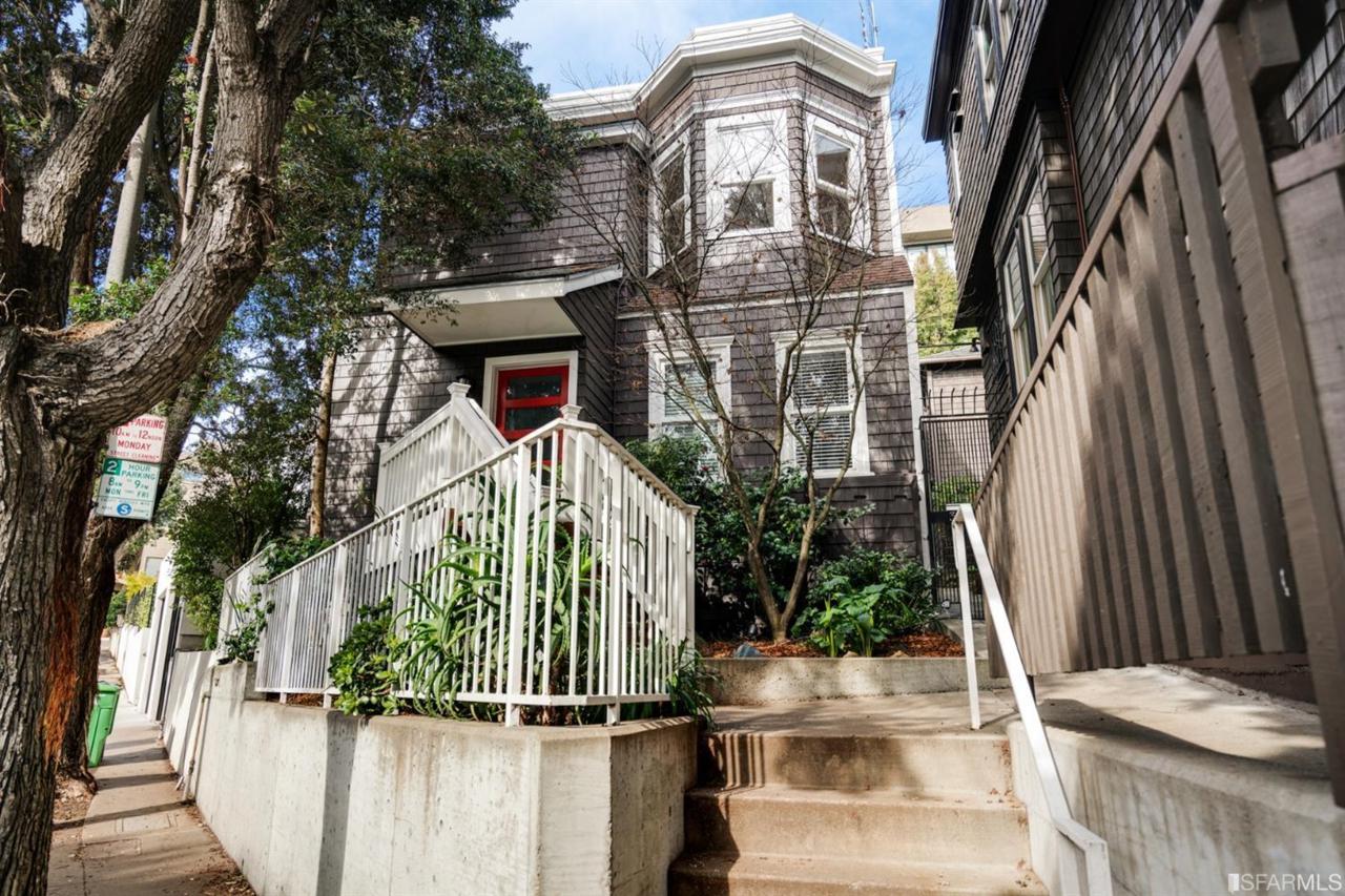 308 Roosevelt Way - Photo 1