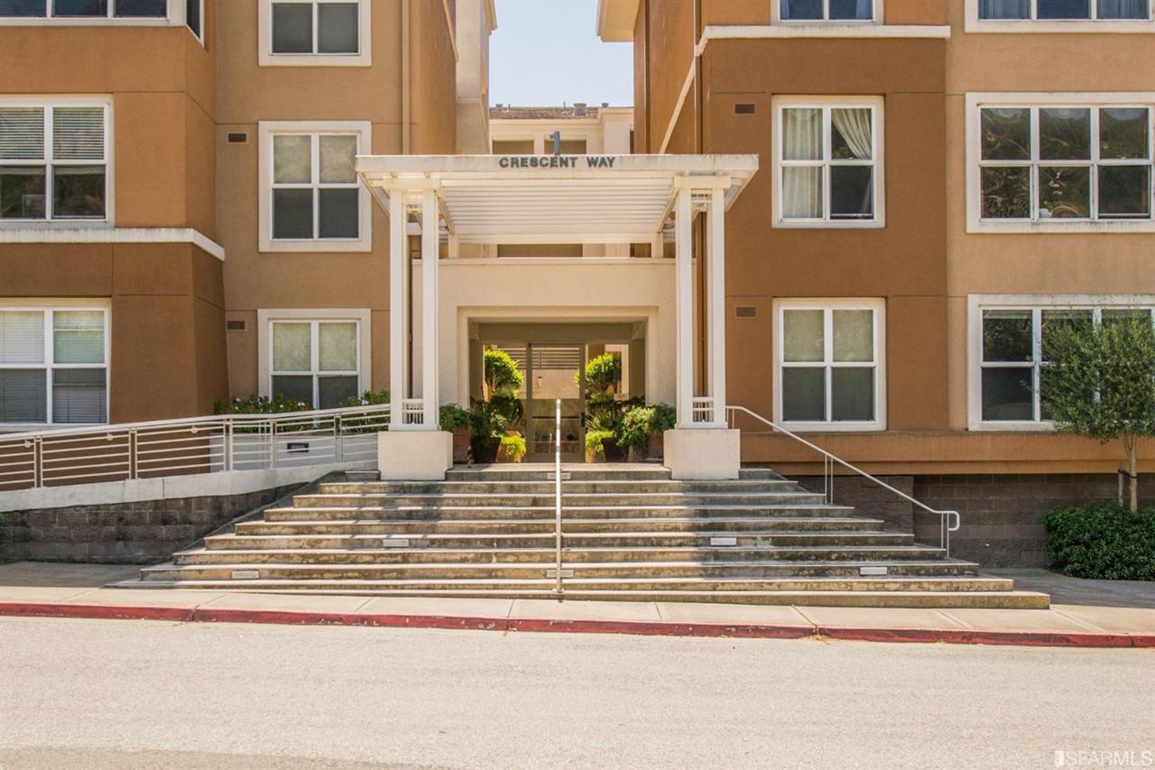 1 Crescent Way - Photo 1
