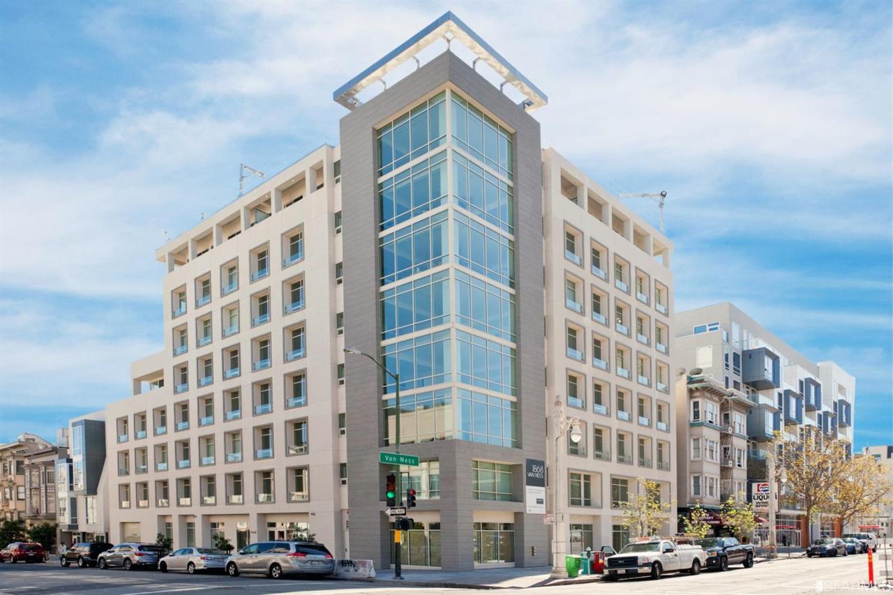 1868 Van Ness Avenue - Photo 1