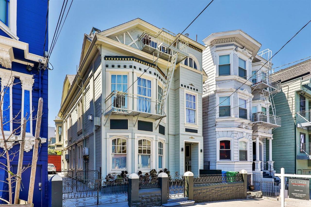 839 Cole Street - Photo 1