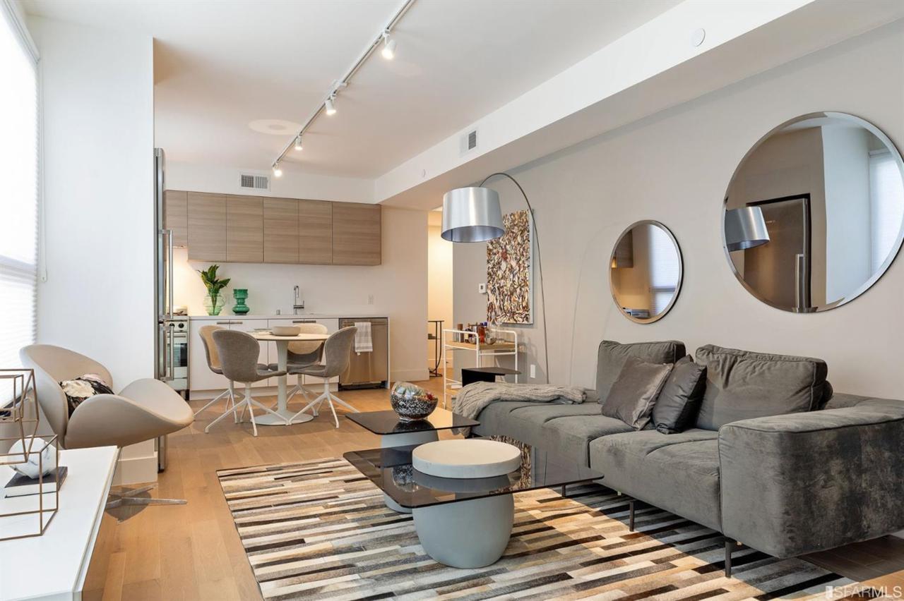 719 Larkin Street - Photo 1