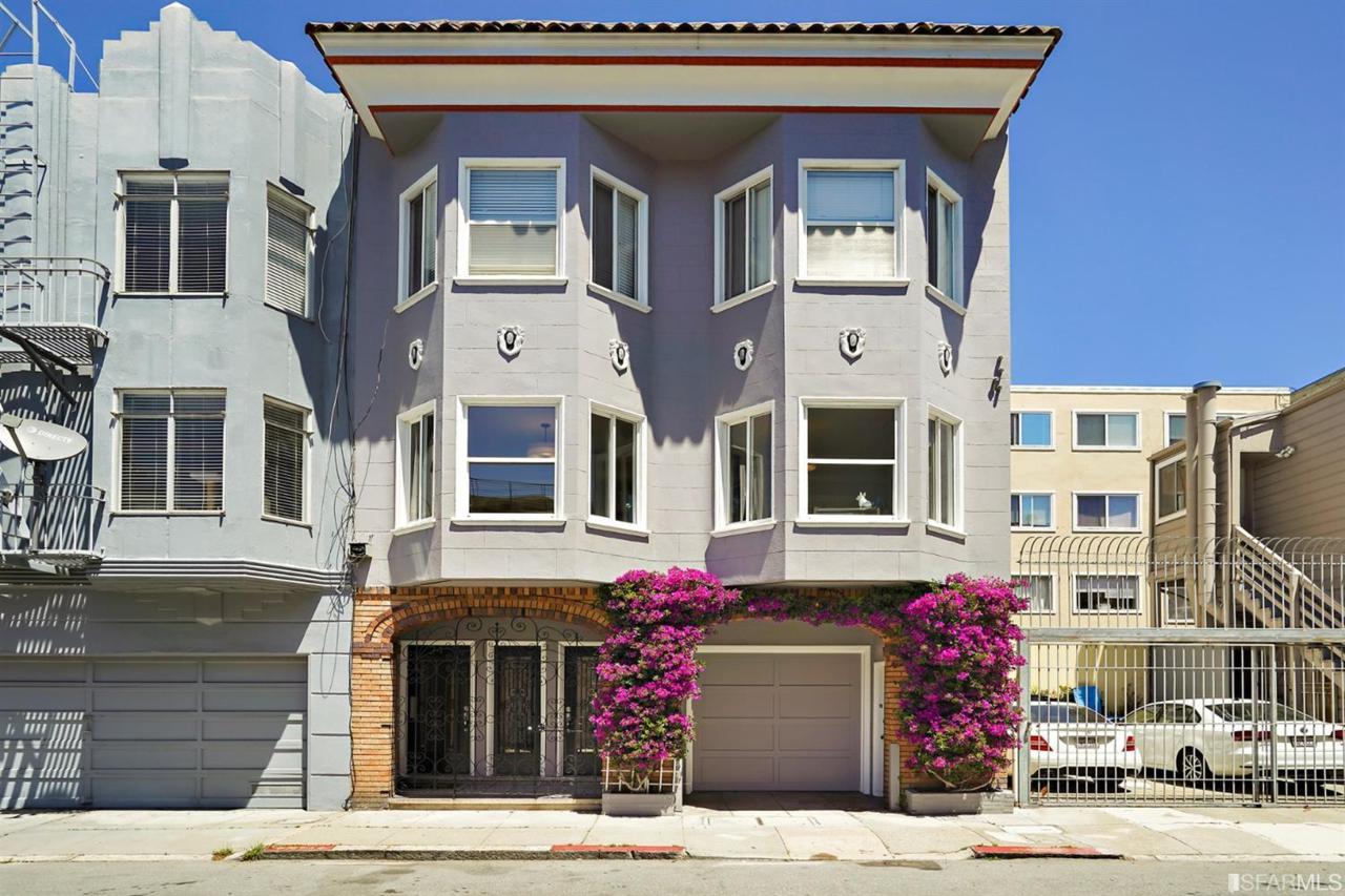 22 Magnolia Street - Photo 1