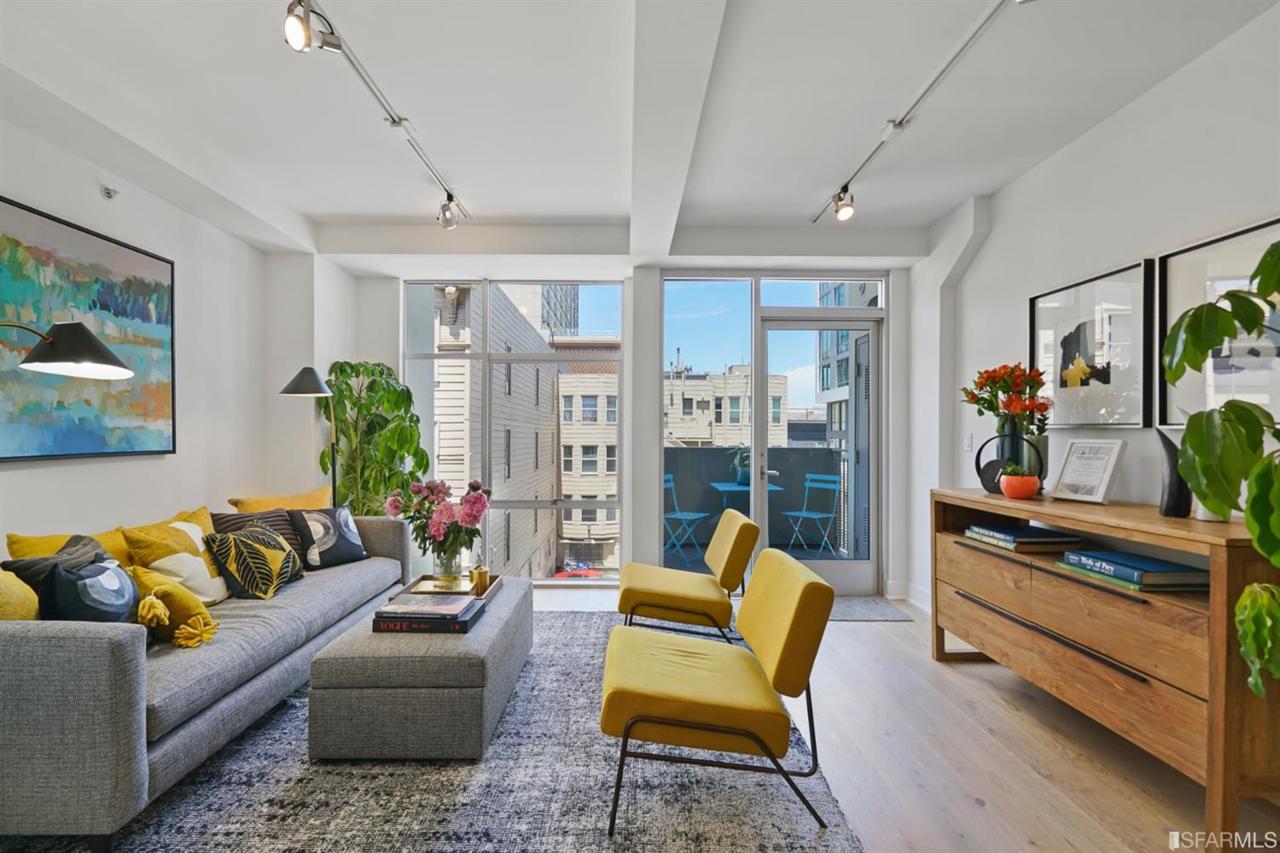 1452 Bush Street - Photo 1