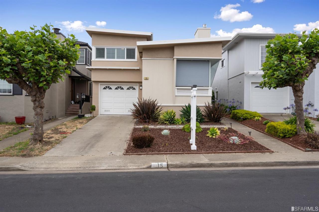 15 Fairmont Drive - Photo 1