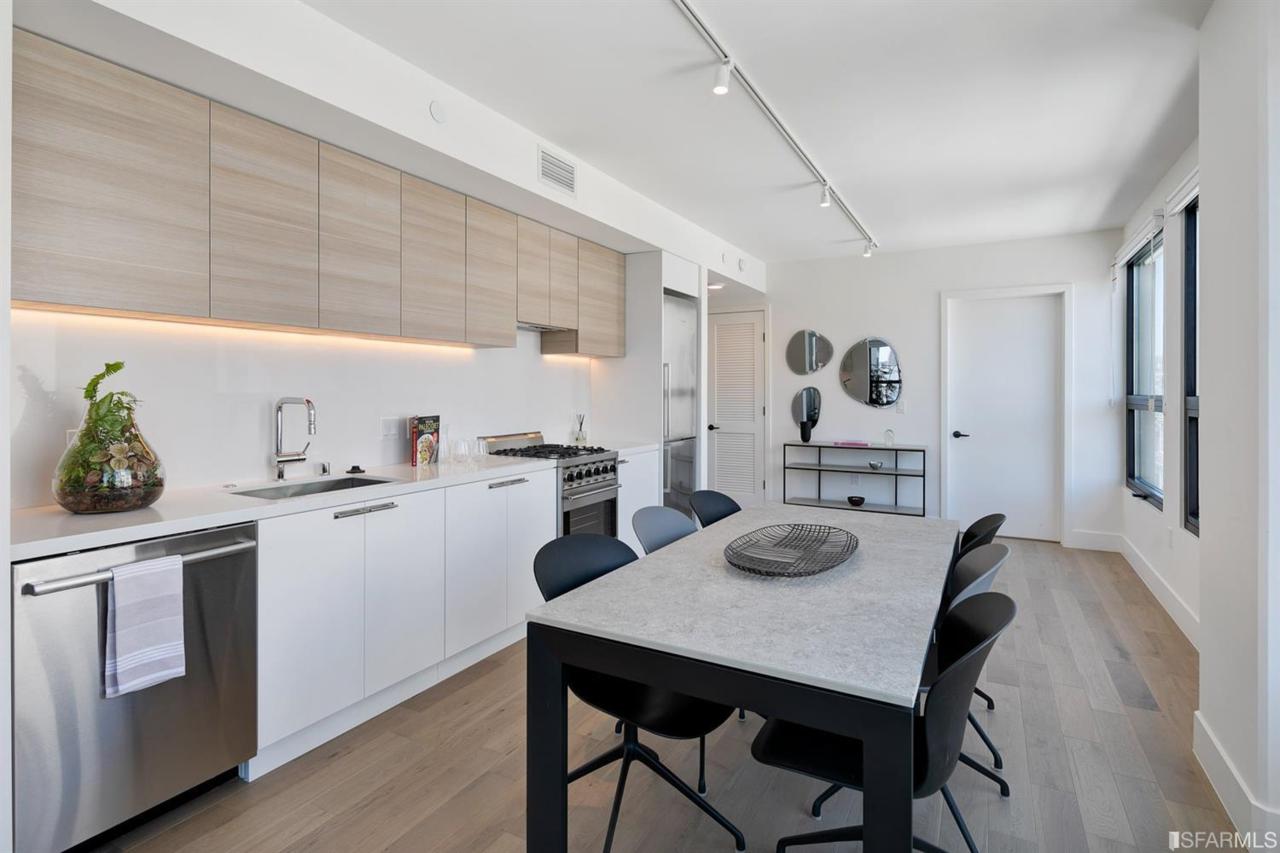 719 Larkin Street - Photo 1