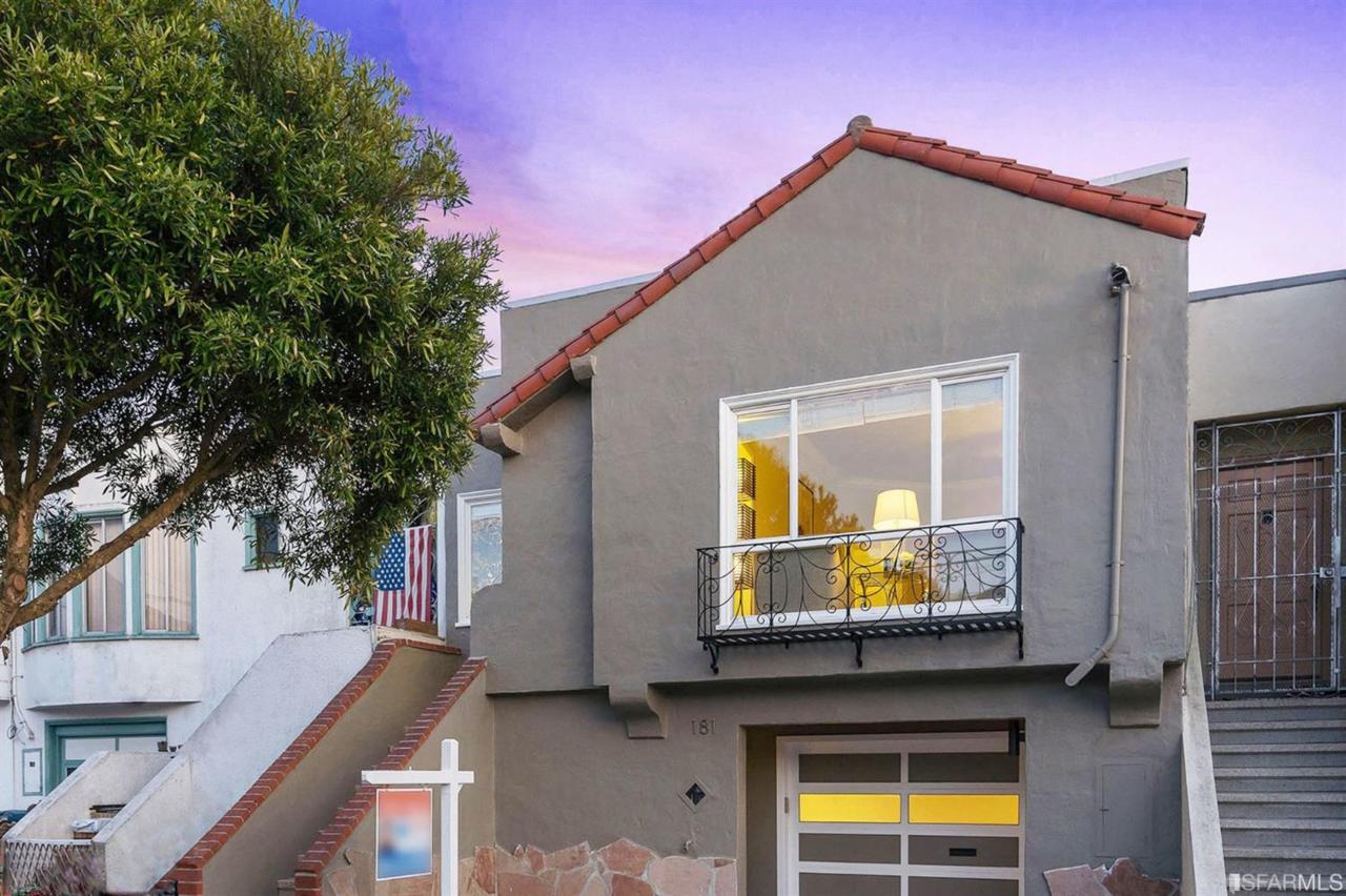 181 Moltke Street - Photo 1
