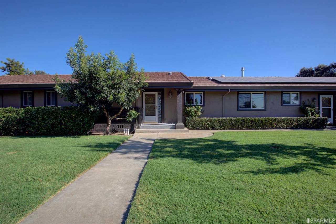2353 W State Highway 140 - Photo 1