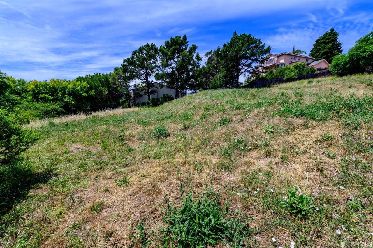 432 Valley View - Photo 1