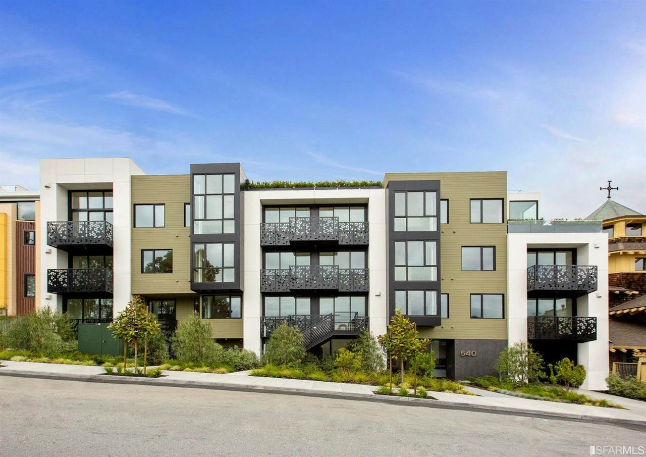 540 De Haro Street - Photo 1