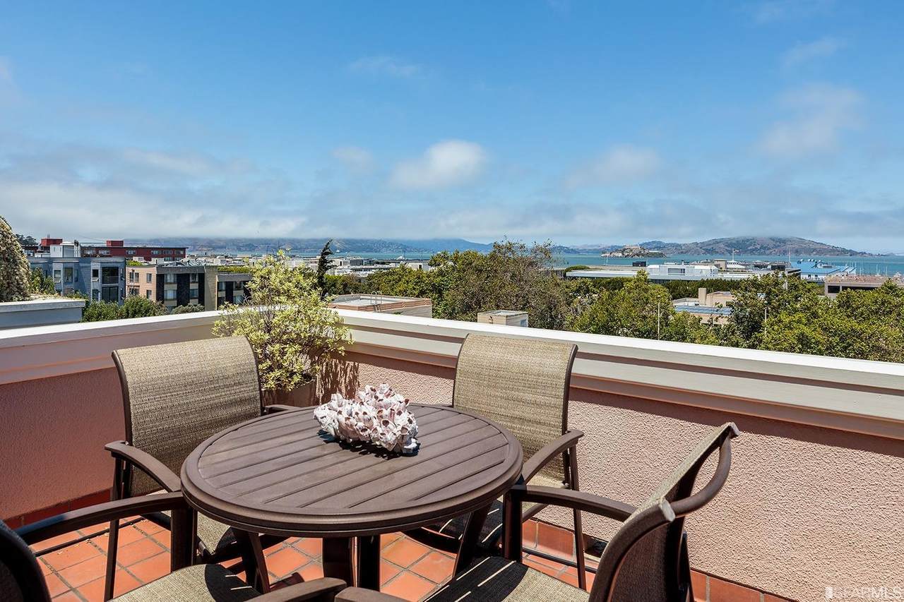 186 Francisco Street - Photo 1