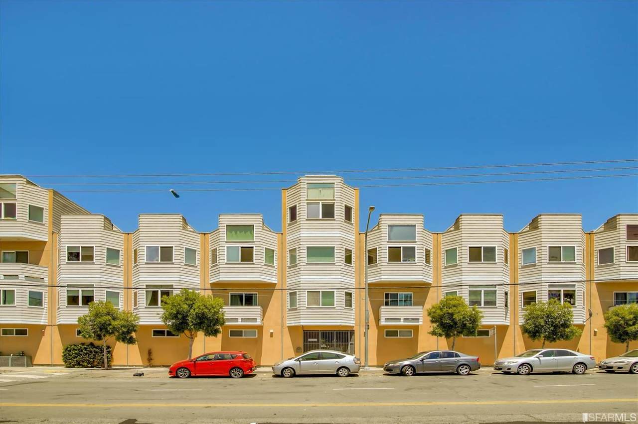900 Gilman Avenue - Photo 1