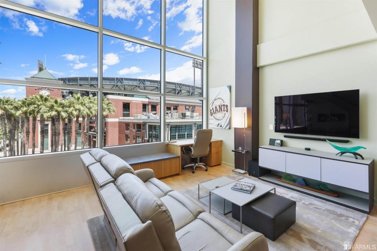 207 King Street - Photo 1