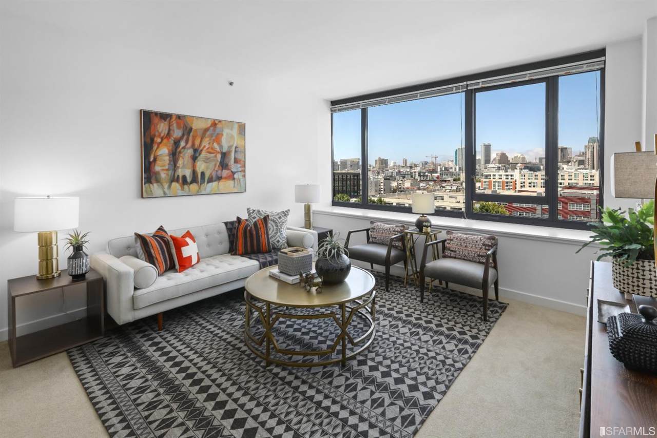 260 King Street - Photo 1