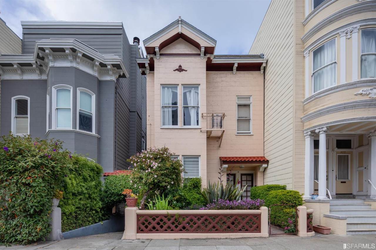 1876 Green Street - Photo 1