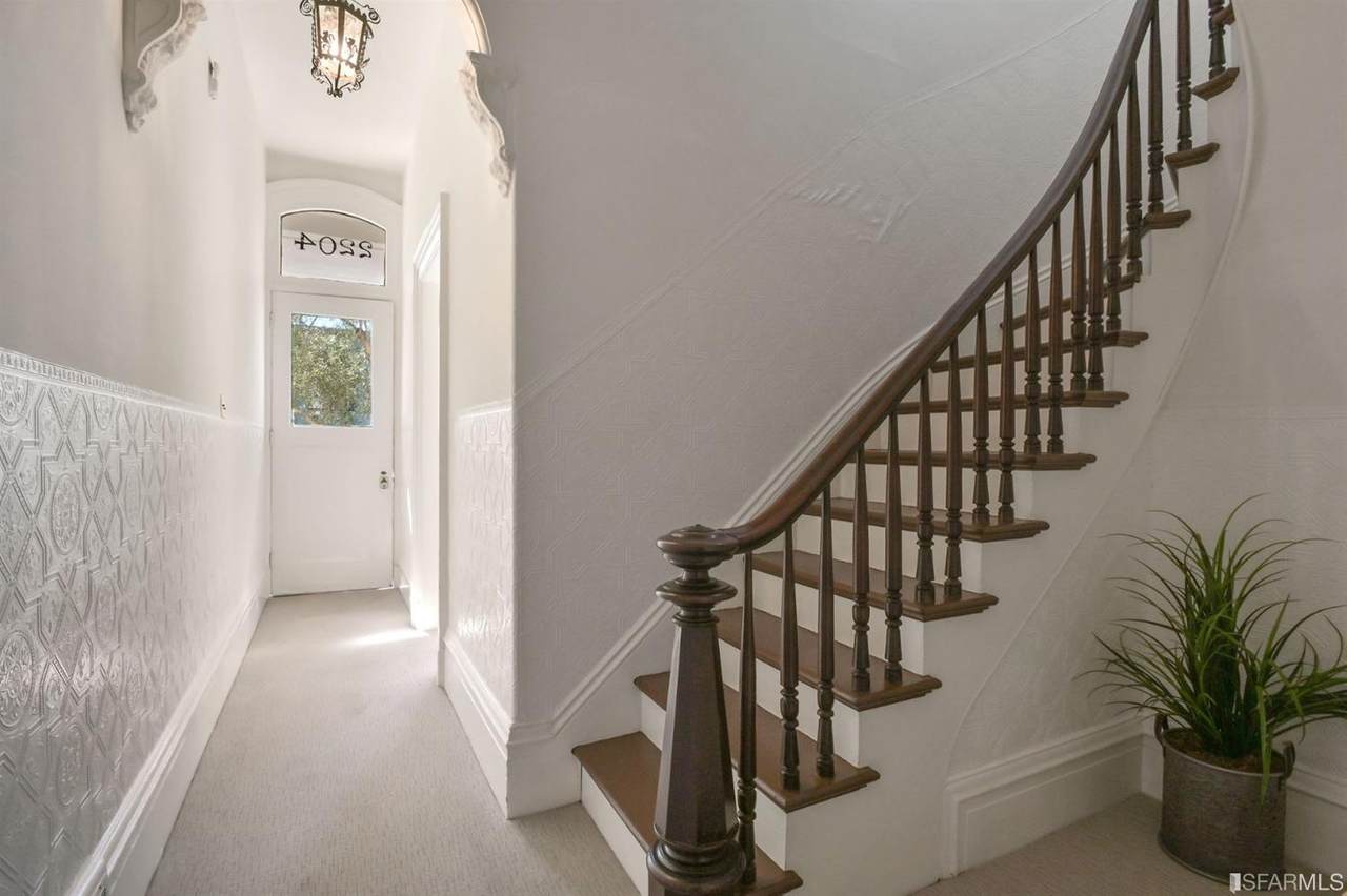 2202 Pine Street - Photo 1