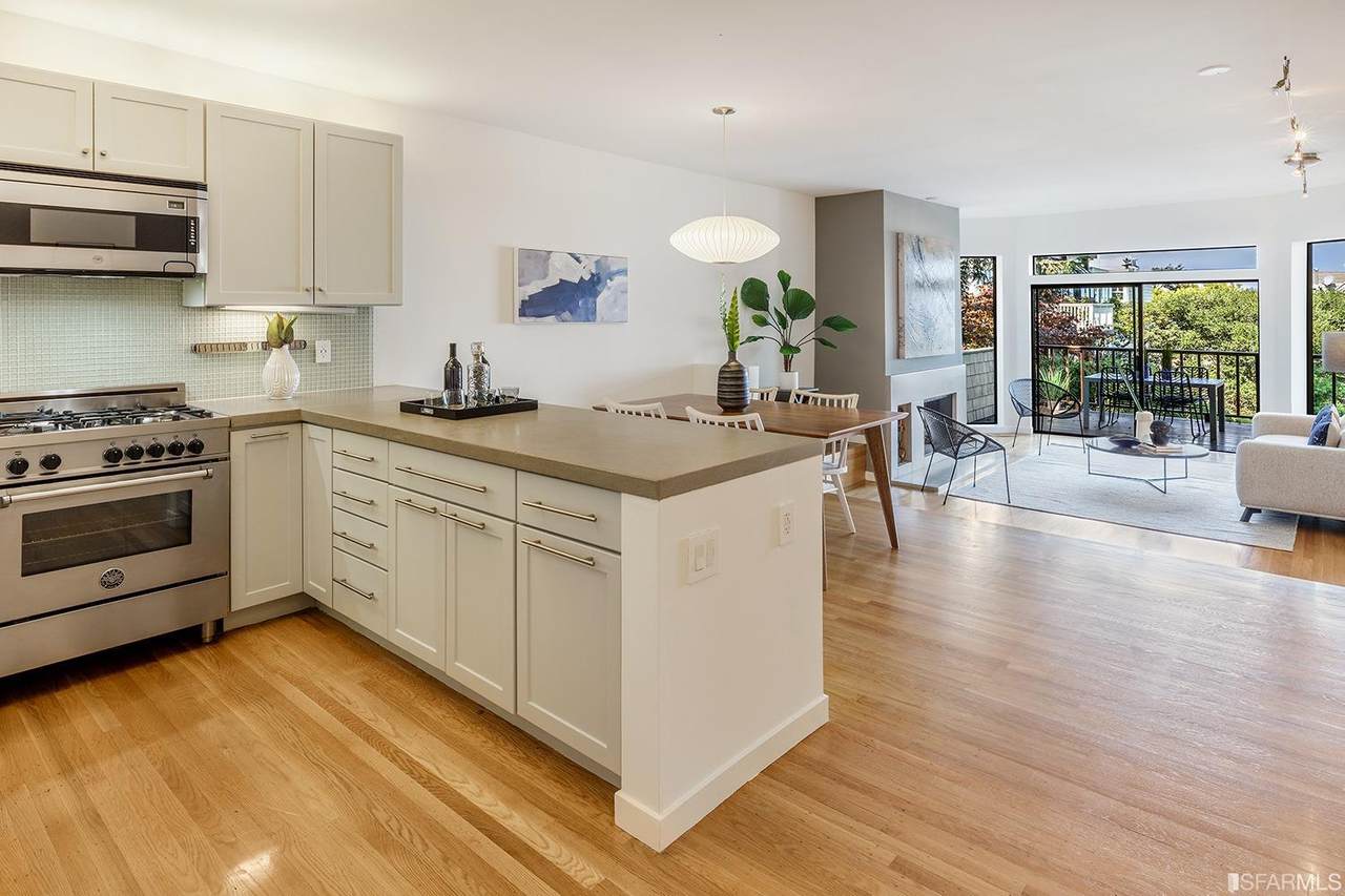 870 Chestnut Street - Photo 1