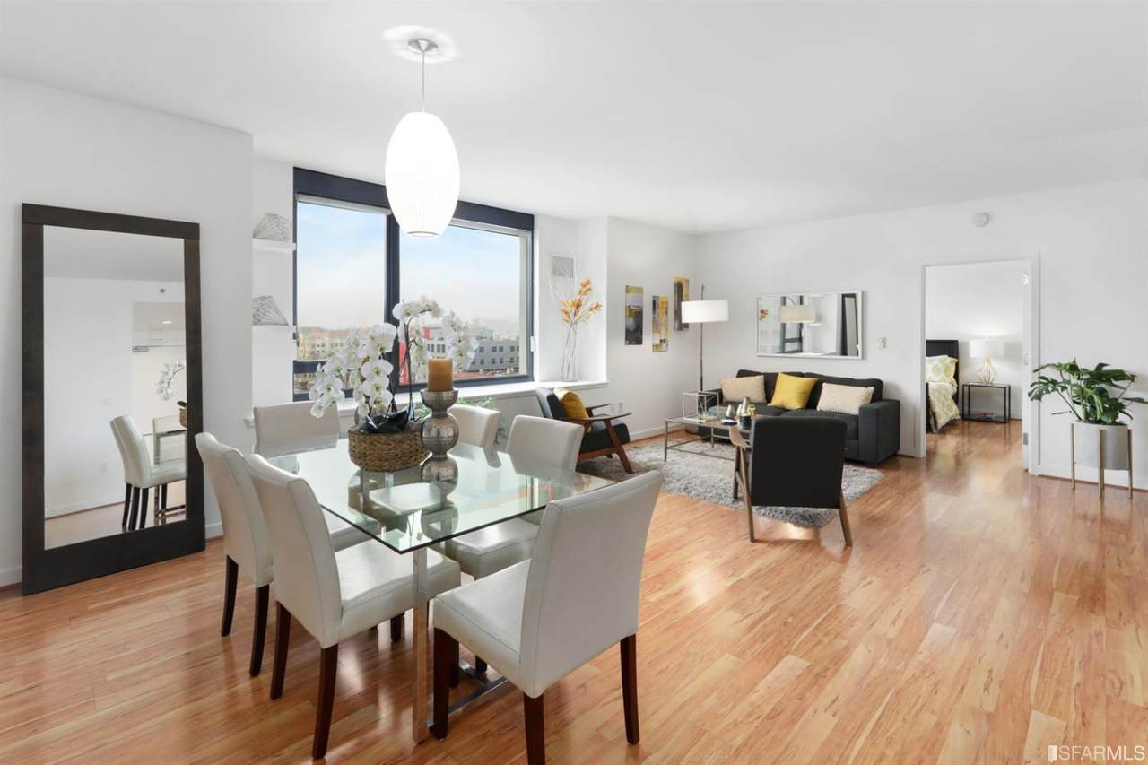 260 King Street - Photo 1