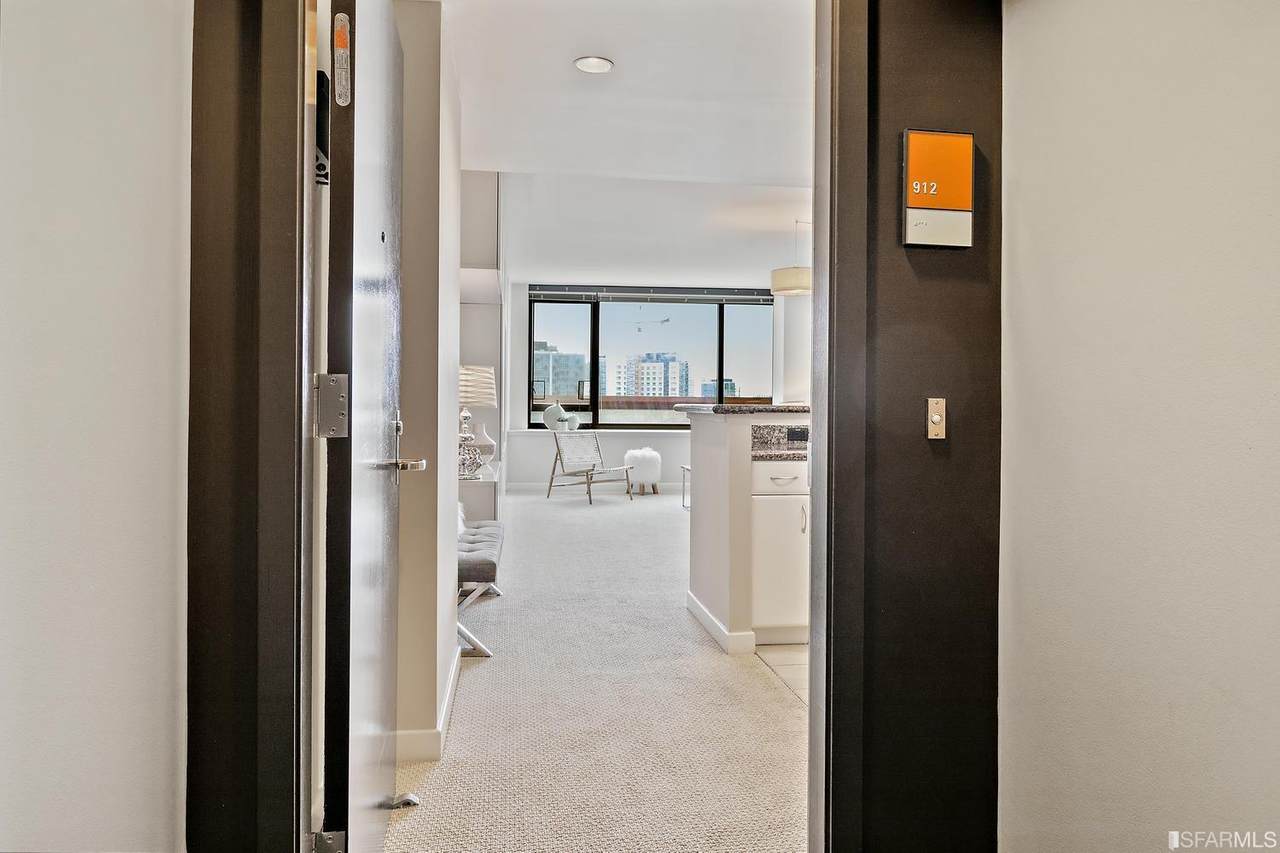 250 King Street - Photo 1