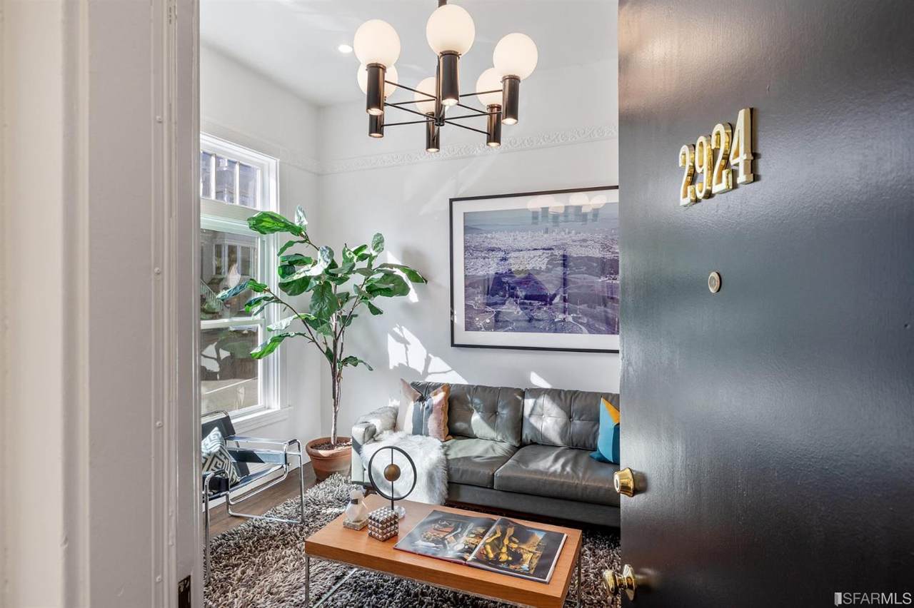 2924 Pine Street - Photo 1