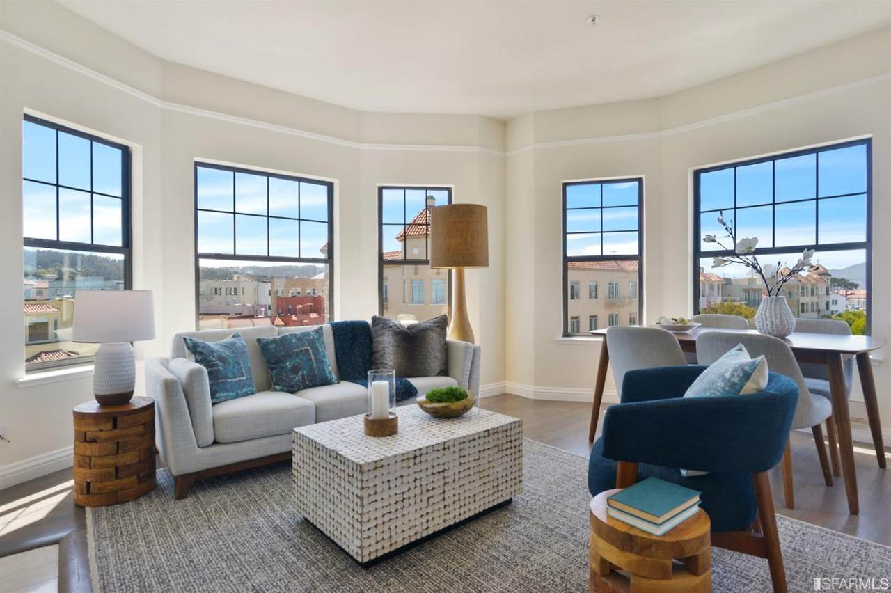 400 Avila Street - Photo 1