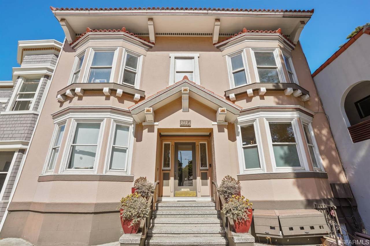 1015 Ashbury Street - Photo 1