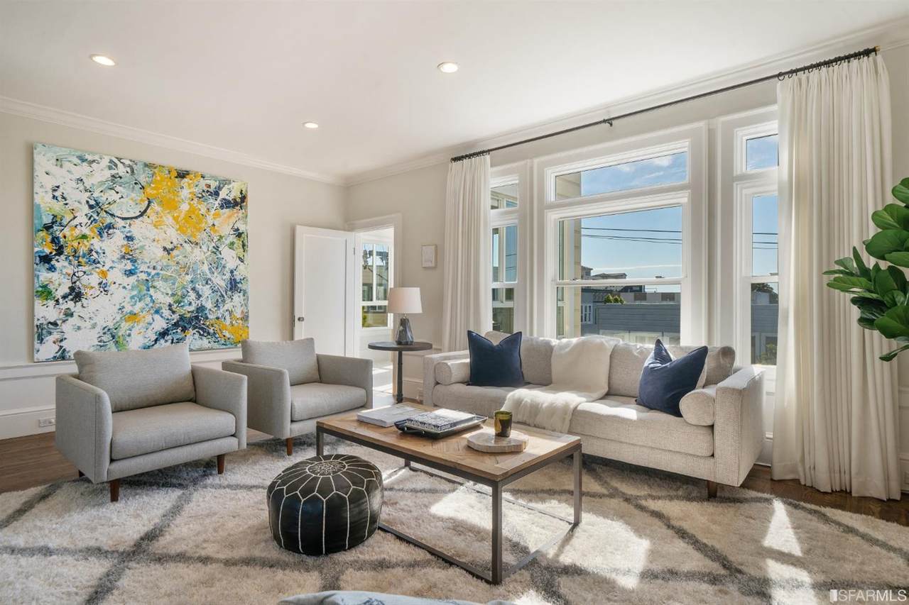 189 Commonwealth Avenue - Photo 1