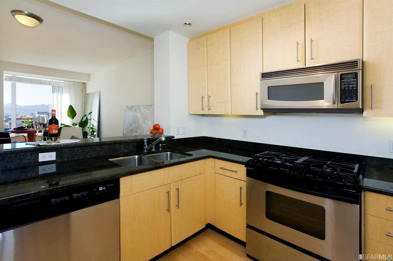 400 Beale Street - Photo 1