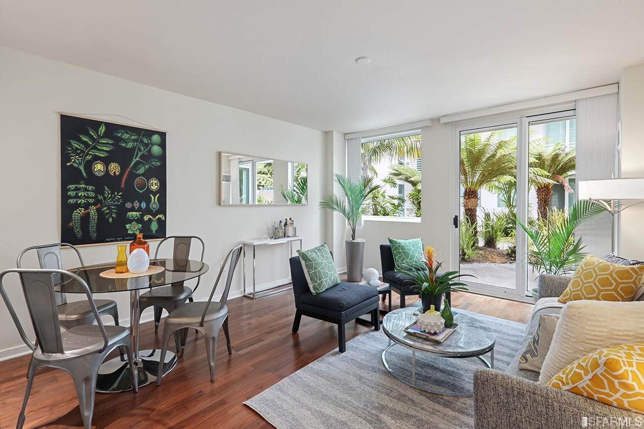 555 4th Street - Photo 1