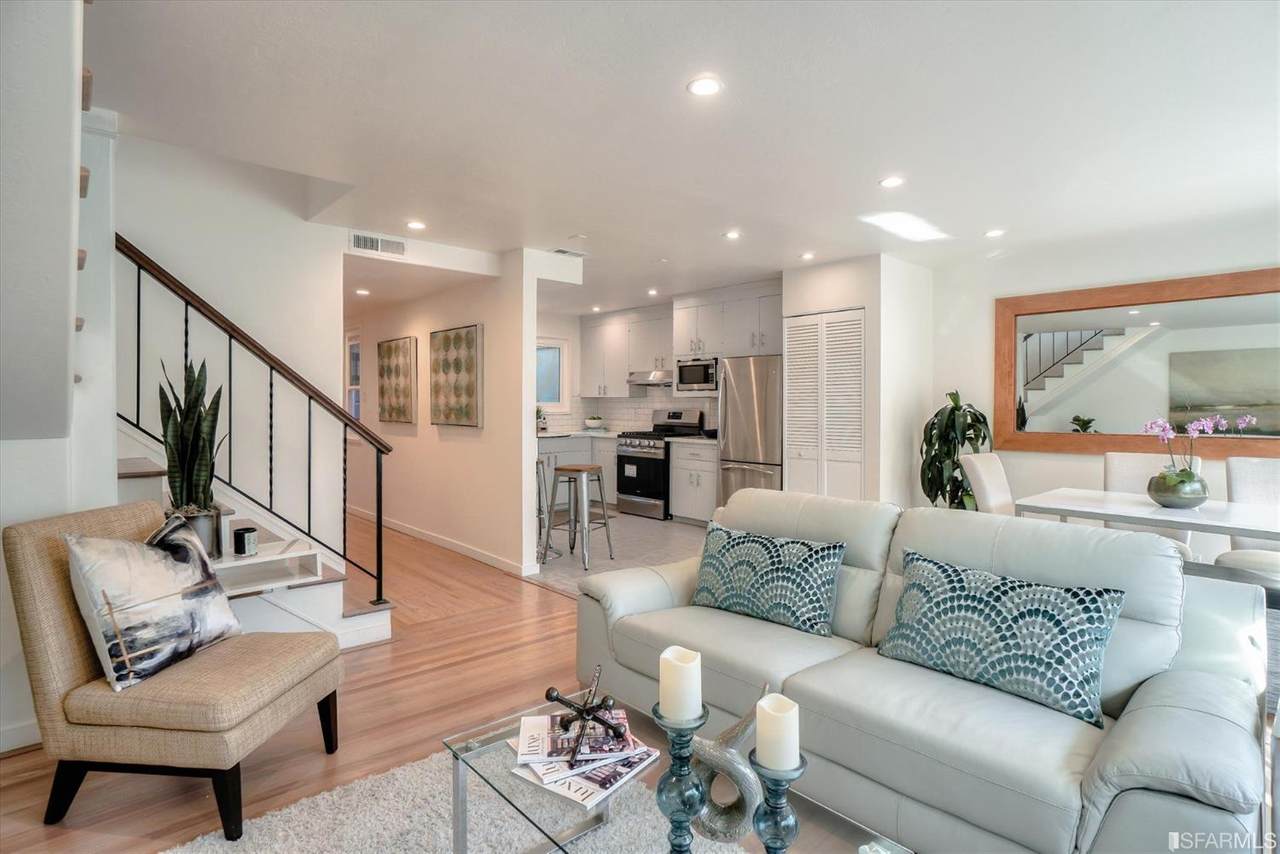 738 North Point Street - Photo 1