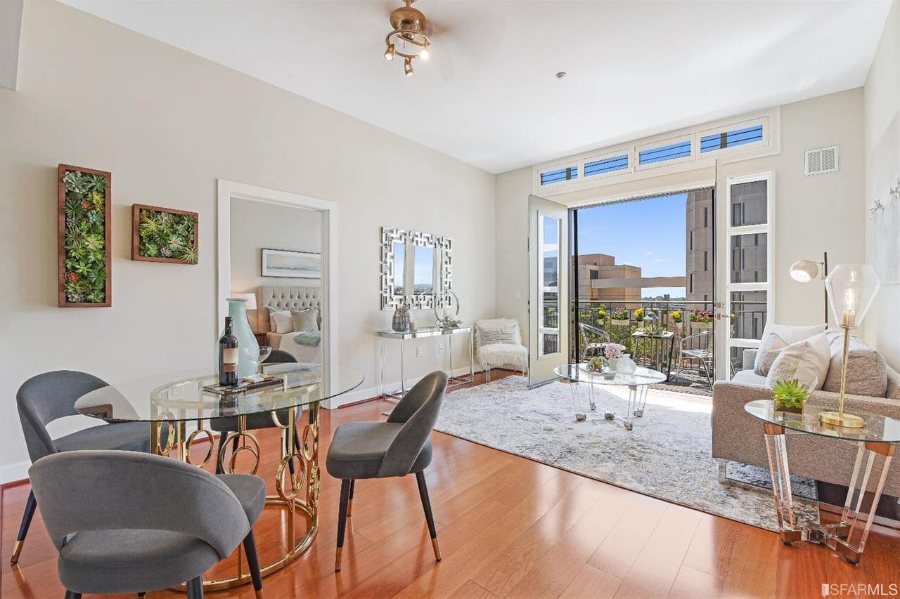 585 9th Street - Photo 1