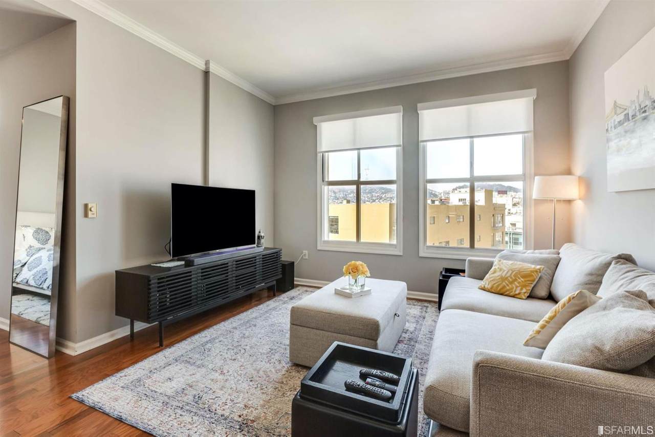 140 Van Ness Avenue - Photo 1