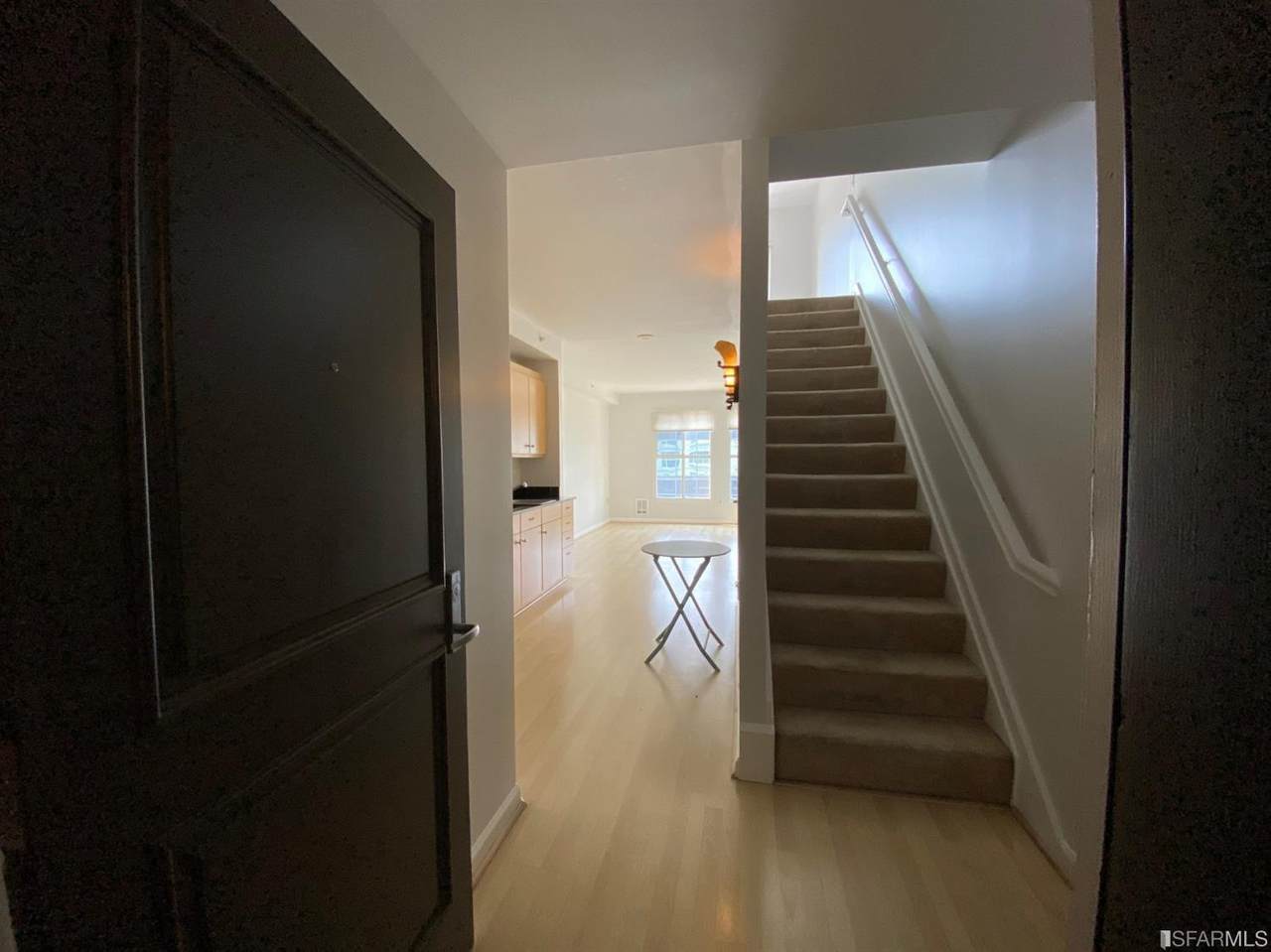 140 Van Ness Avenue - Photo 1