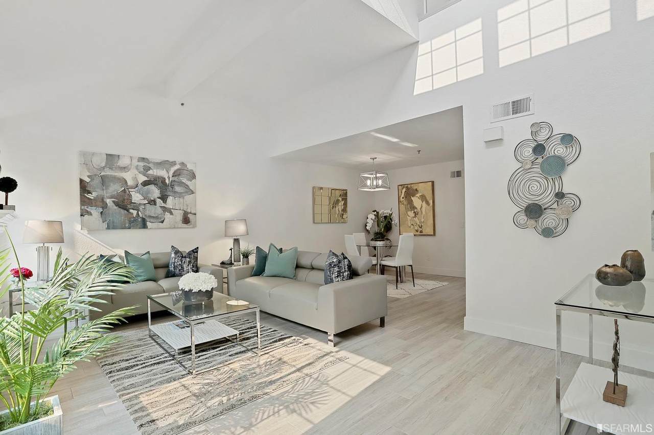 1717 Hampton Lane - Photo 1