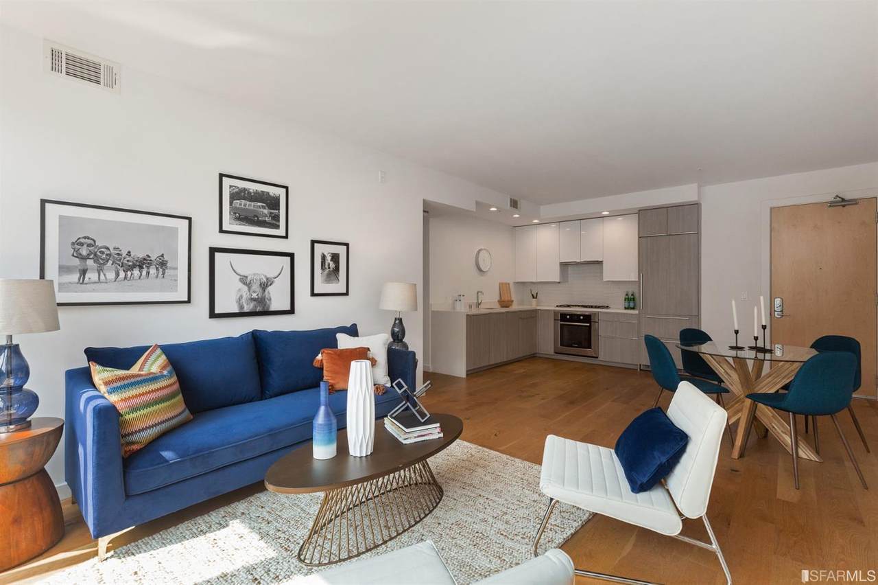 300 Ivy Street - Photo 1