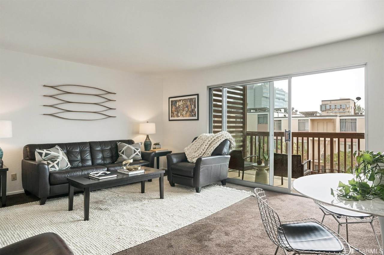35 Western Shore Lane - Photo 1