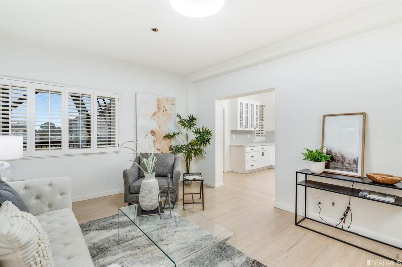 1 Hoffman Avenue - Photo 1