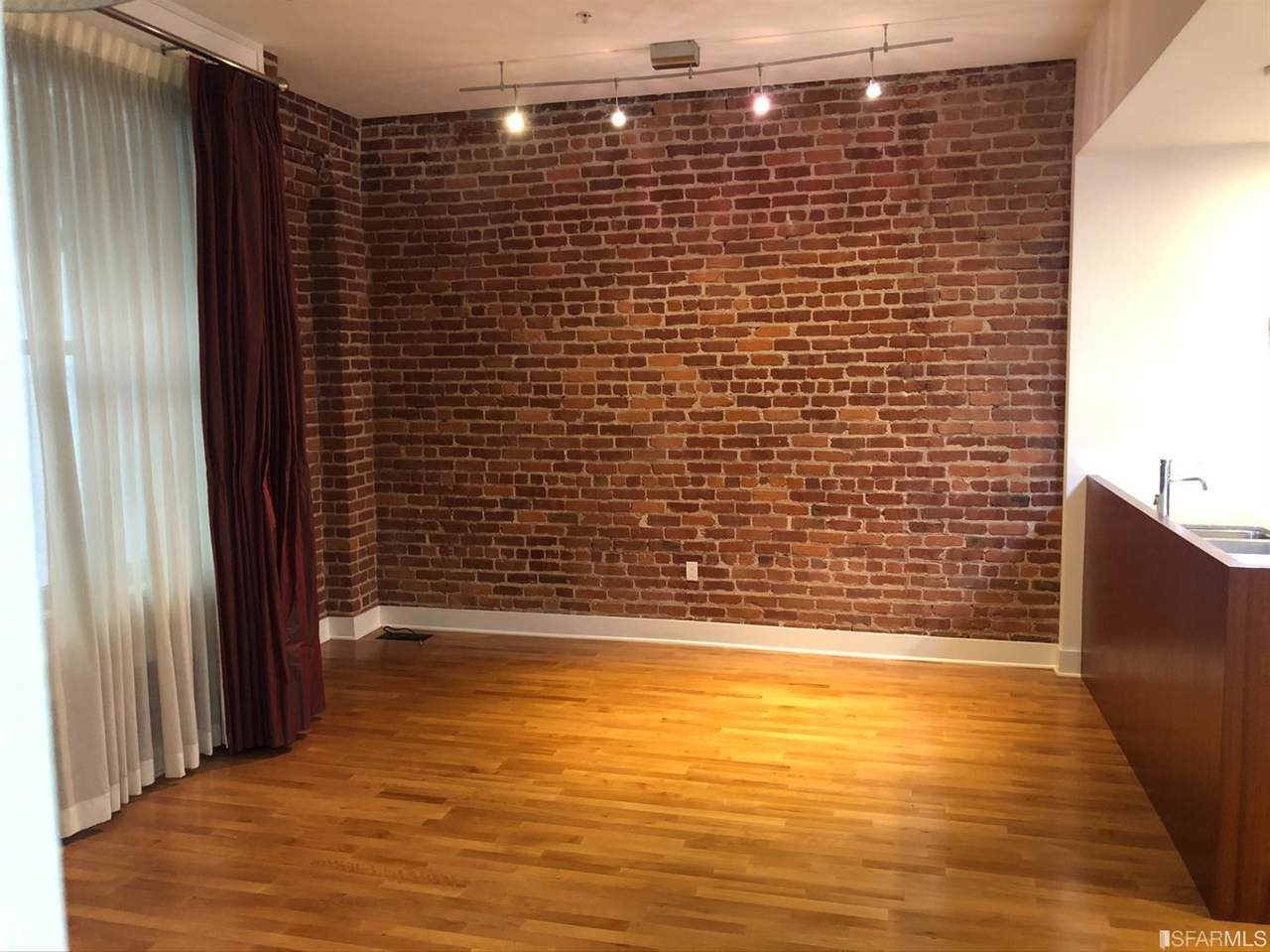 333 Grant Avenue - Photo 1