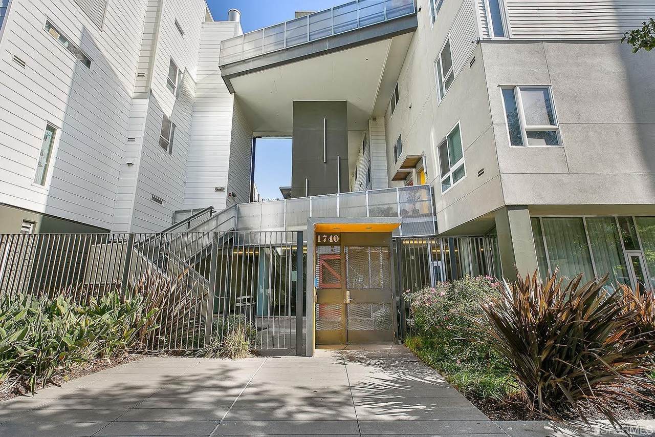 1740 Bancroft Avenue - Photo 1