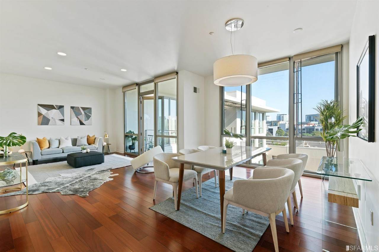 255 Berry Street - Photo 1