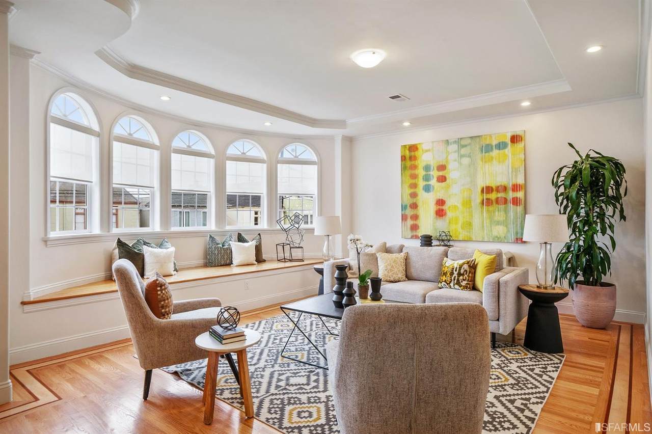 850 45th Avenue - Photo 1
