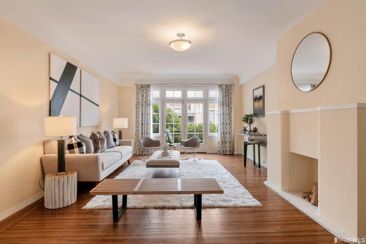 637 Powell Street - Photo 1